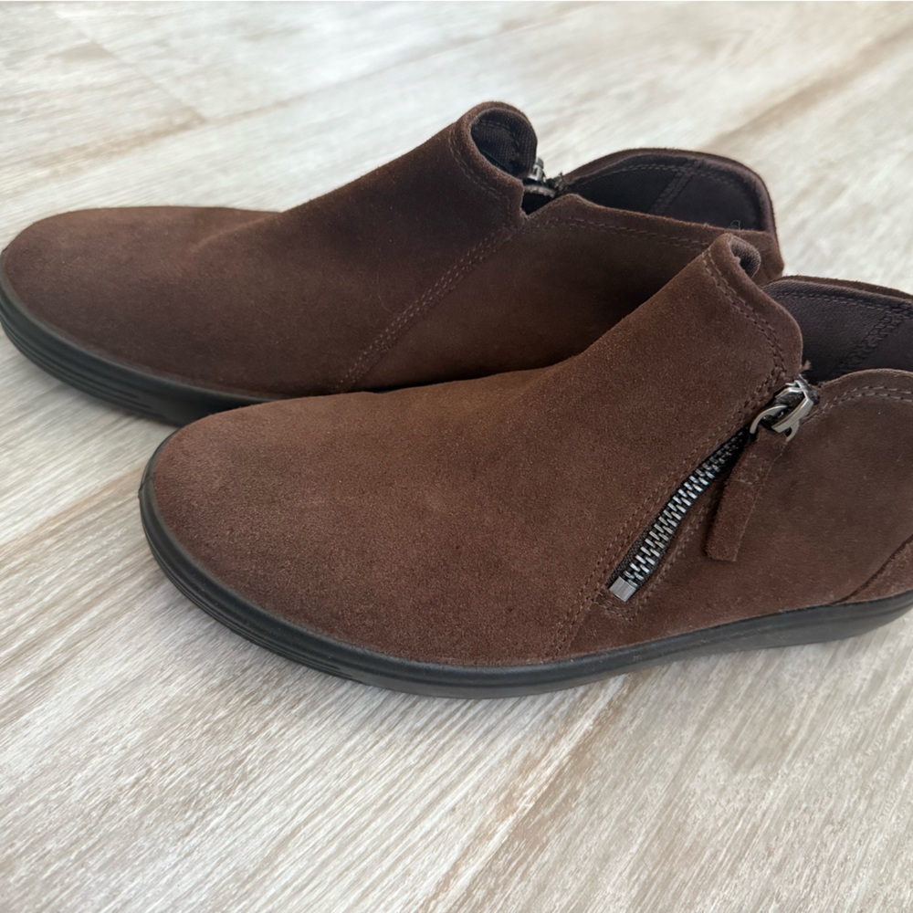 Ecco Soft Suede Ankle Boots